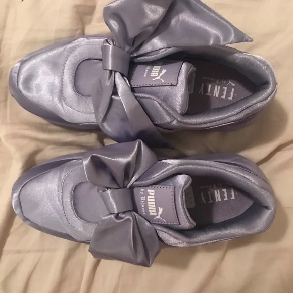 fenty pumas - Picture 2 of 3